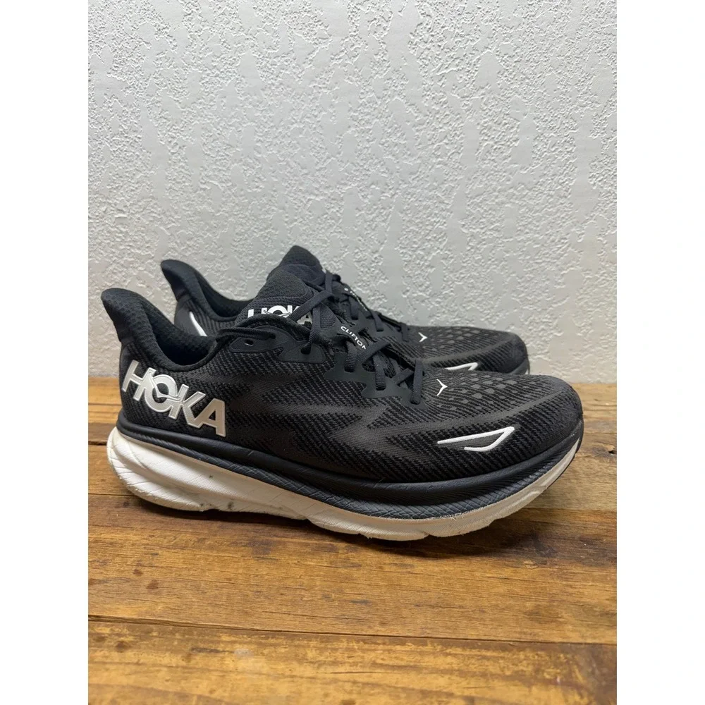 Hoka Clifton 9 Mens Running Shoes Black White 1127895-BWHT Size 12D